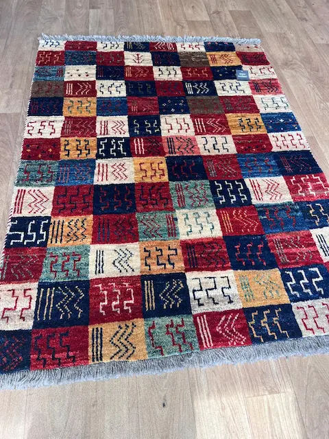 Gabbeh 140 x 106cm £595