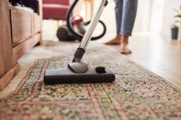 cleanign a rug