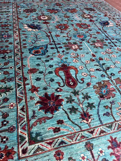 Sultanabad. 242 x 173 cm £1420-1