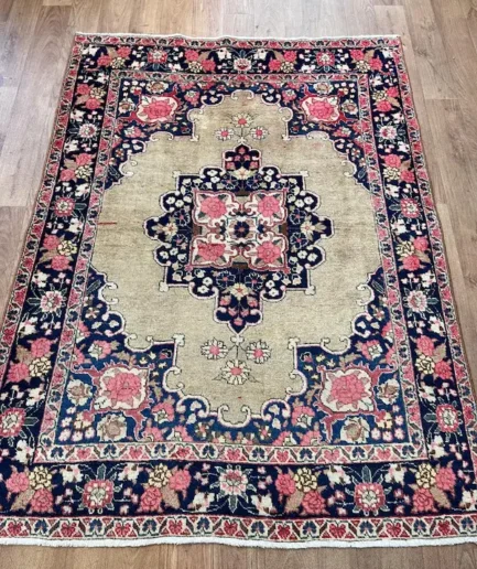 Old Tabriz - 175 x 132cm