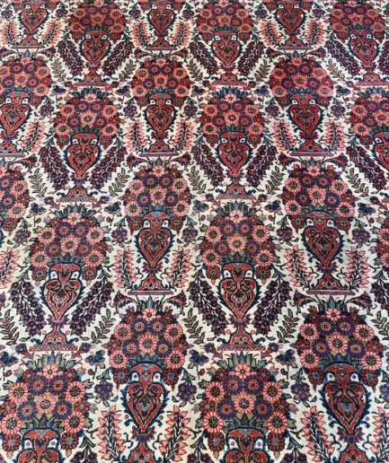 Antique Kerman 360 x 256 cm £3150 (1)