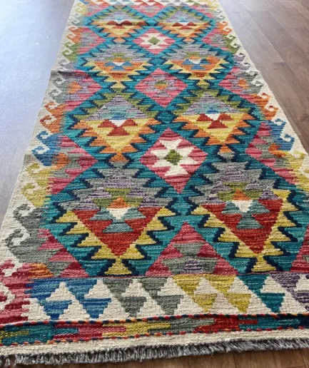 Kilim, Afghan Kilim. 196 x 80 cm. £ 156 (3)