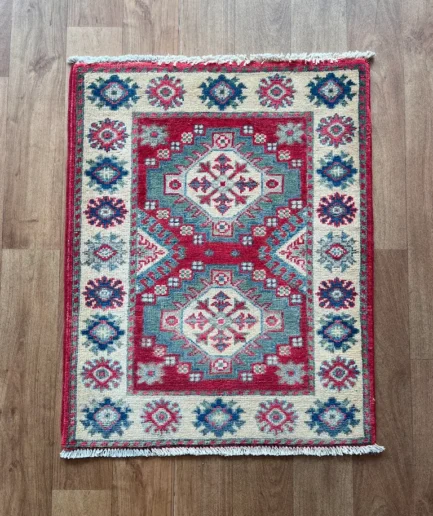 Kazak 83 x 66 cm £75 (4)