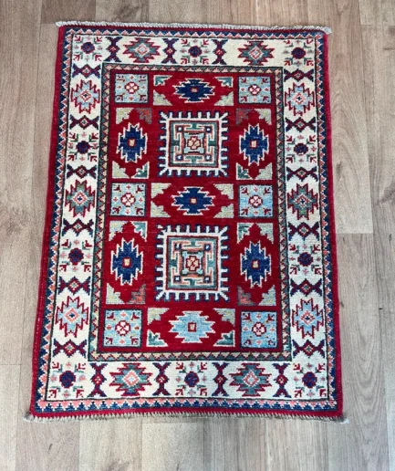 Small. Kazak. 85x63cm £75 (4)