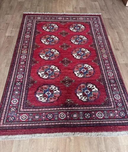 Small Erasri. 182 x 127cm £ 790 (4)