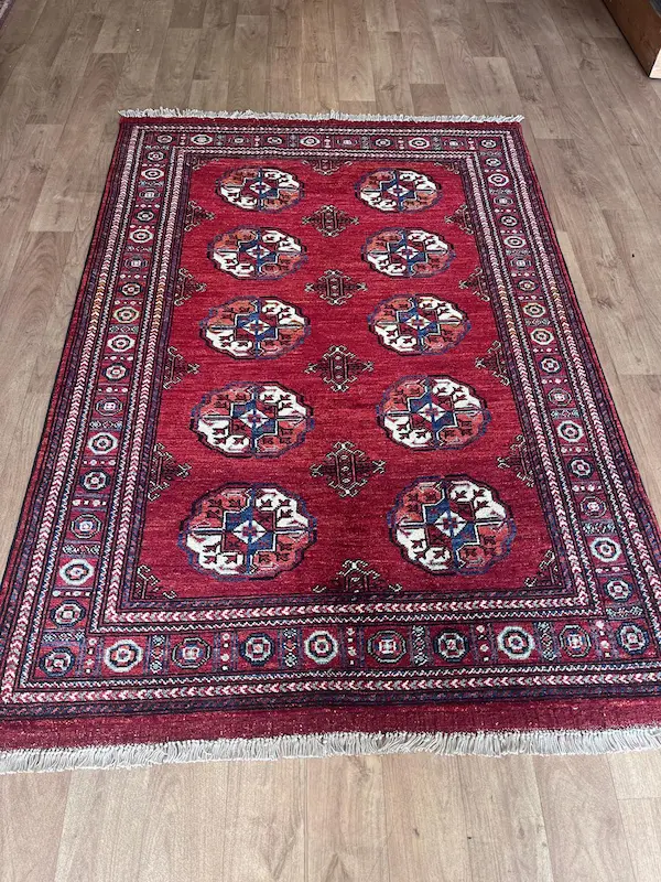 Small Erasri. 182 x 127cm £ 790 (4) Small Erasri. 182 x 127cm £ 790 (4)